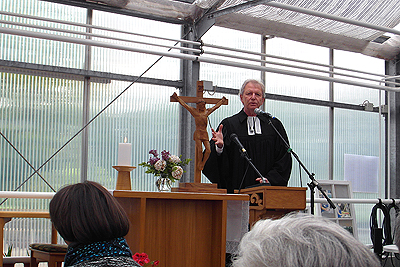 Bischof Bohl predigt
