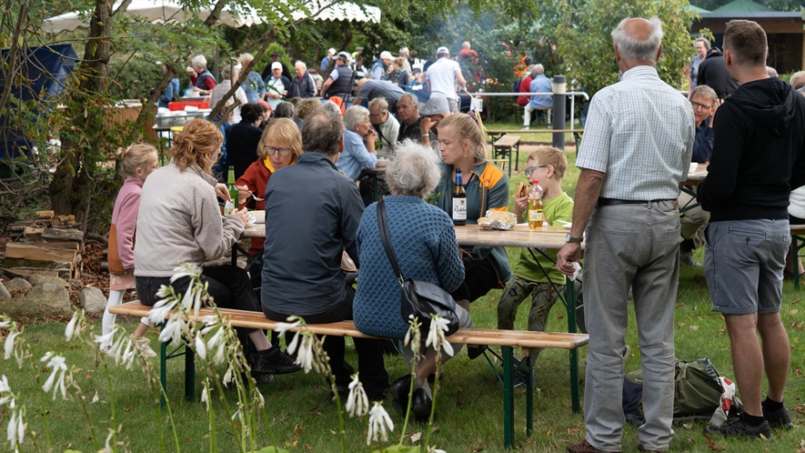 Sitzen im Gelände