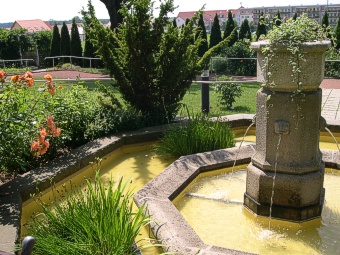 Zierbrunnen