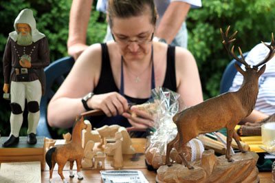 Gartenfest 2019 Schnitzerin